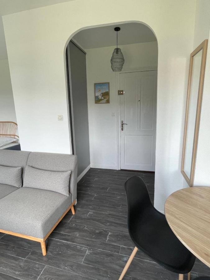 Vue Degagee Sur Le , A 100m De La Et Du Centre Ville, Exposition Sud Appartement Wimereux